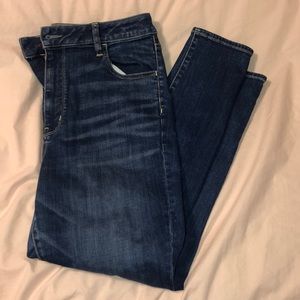 American Eagle High Waisted Jeans